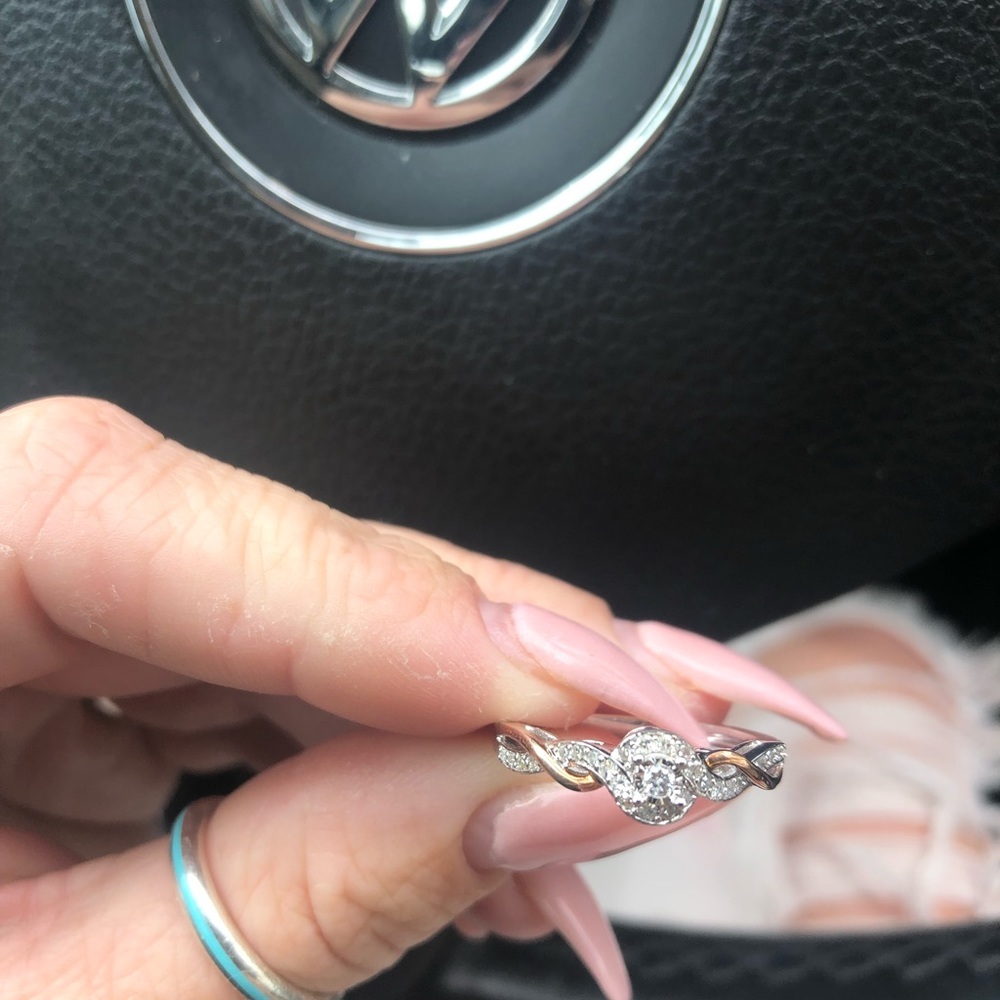 Rose gold diamond ring